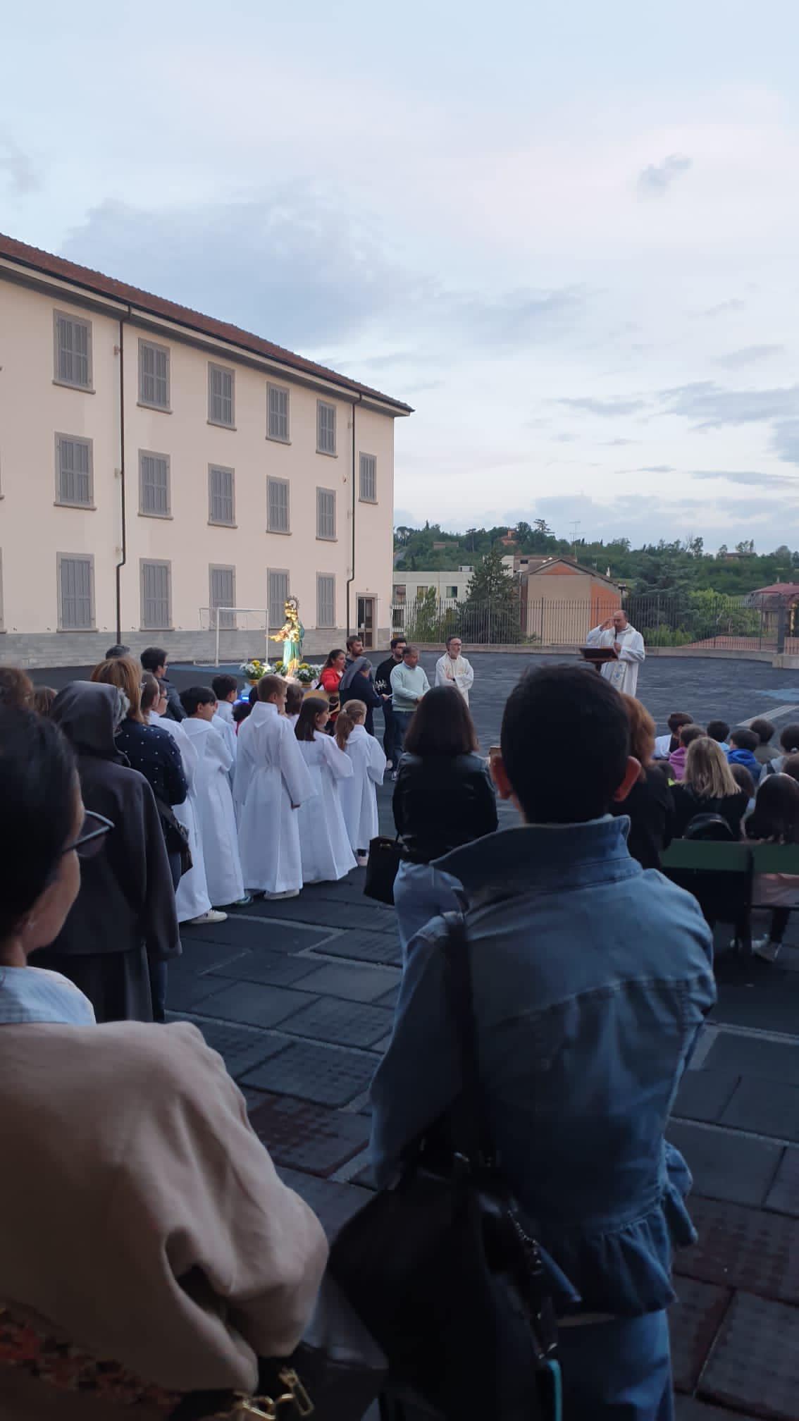 Maria Ausiliatrice In Cammino Con Noi Istituto San Giuseppe